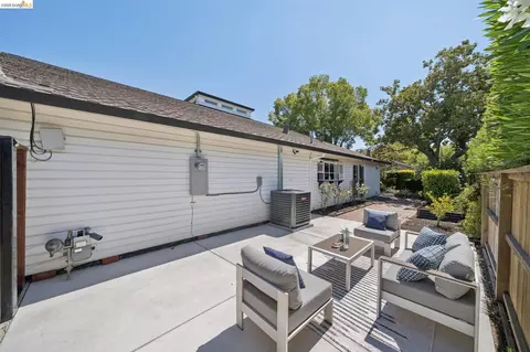 Exterior - 4100 Phoenix St, Concord, CA 94521 photo 8 of 15