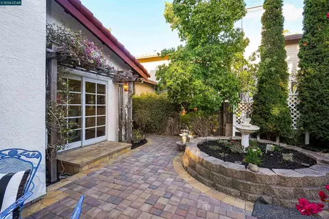 Exterior - 100 Opal Ct, Hercules, CA 94547 photo 13 of 26