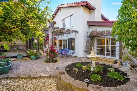 Exterior - 100 Opal Ct, Hercules, CA 94547 photo 16 of 26