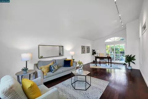 Living - 100 Opal Ct, Hercules, CA 94547 photo 4 of 5