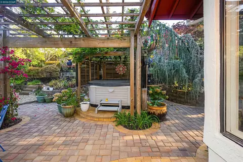Exterior - 100 Opal Ct, Hercules, CA 94547 photo 19 of 26