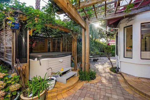 Exterior - 100 Opal Ct, Hercules, CA 94547 photo 18 of 26