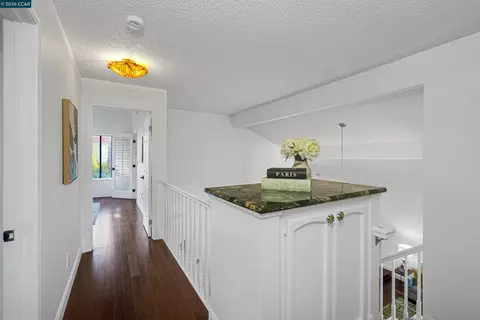 Entry Way - 100 Opal Ct, Hercules, CA 94547 photo 6 of 6