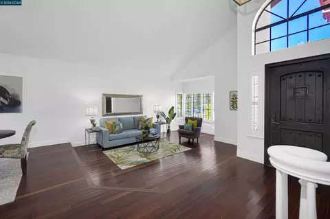 Entry Way - 100 Opal Ct, Hercules, CA 94547 photo 2 of 6