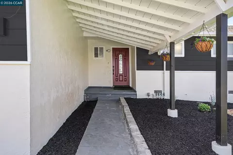 Exterior - 333 Lamont Ct, Vallejo, CA 94591 photo 5 of 9