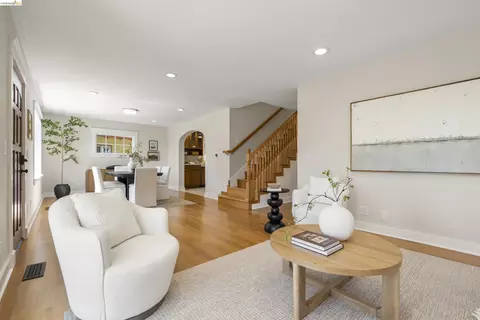 977 Regal Rd, Berkeley, CA 94708 photo 5