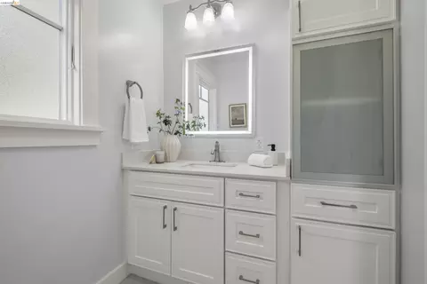 977 Regal Rd, Berkeley, CA 94708 photo 40
