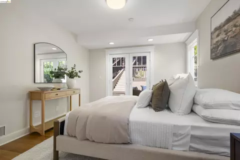 977 Regal Rd, Berkeley, CA 94708 photo 21