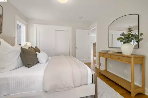 977 Regal Rd, Berkeley, CA 94708 photo 23