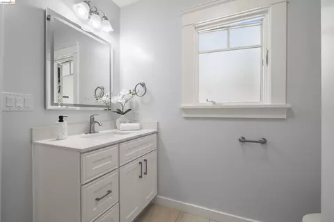 977 Regal Rd, Berkeley, CA 94708 photo 30
