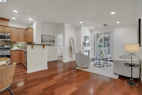 Living - 3465 Dublin Blvd #117, Dublin, CA 94568 photo 6 of 6