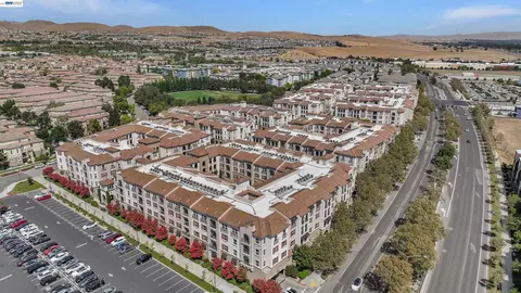View/Area - 3465 Dublin Blvd #117, Dublin, CA 94568 photo 6 of 8