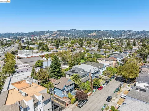 View/Area - 1883 Harmon St, Berkeley, CA 94703 photo 1 of 4