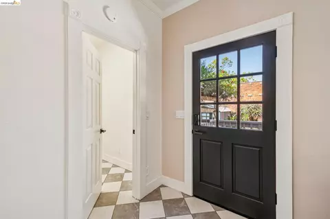 Entry Way - 1883 Harmon St, Berkeley, CA 94703 photo 3 of 8