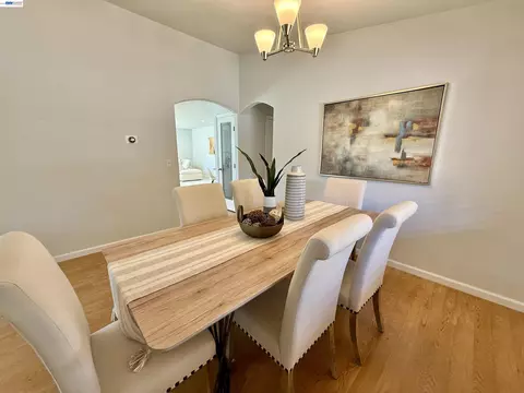 Dining - 2249 Stonebridge Rd, Livermore, CA 94550 photo 3 of 7