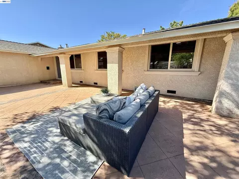 Exterior - 2249 Stonebridge Rd, Livermore, CA 94550 photo 10 of 20