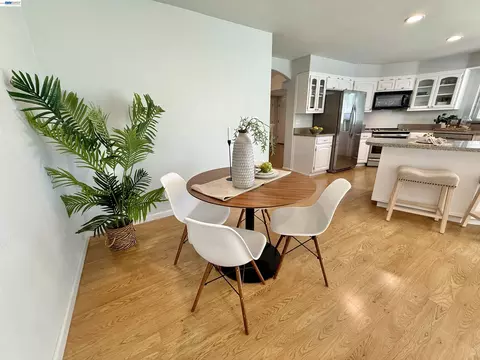 Dining - 2249 Stonebridge Rd, Livermore, CA 94550 photo 7 of 7