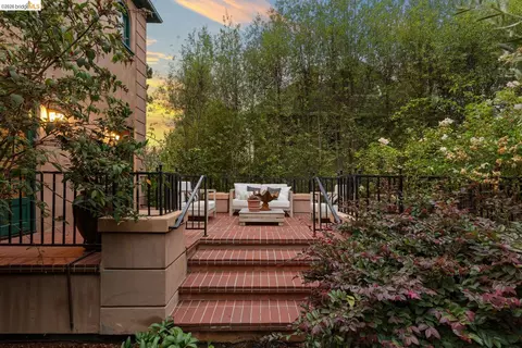 Exterior - 1411 Hawthorne Ter, Berkeley, CA 94708 photo 17 of 19