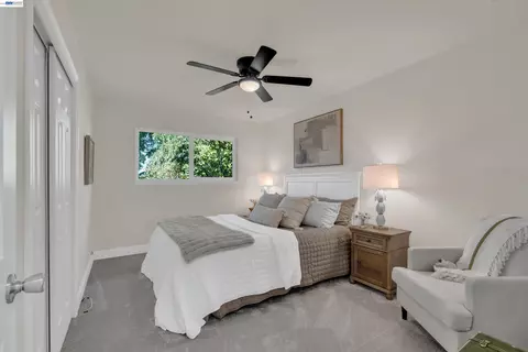 Bedroom - 327 Kingston Ave, Martinez, CA 94553 photo 5 of 5
