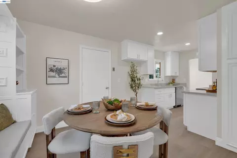 Dining - 327 Kingston Ave, Martinez, CA 94553 photo 3 of 3