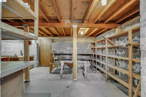 Other - 327 Kingston Ave, Martinez, CA 94553 photo 3 of 11