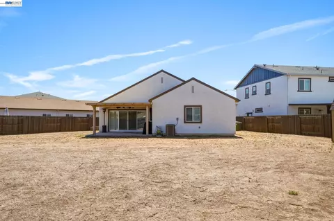 Exterior - 726 Sudbrook Ct, Patterson, CA 95363 photo 10 of 14