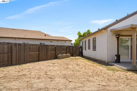 Exterior - 726 Sudbrook Ct, Patterson, CA 95363 photo 4 of 14