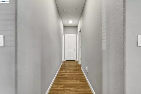 Entry Way - 726 Sudbrook Ct, Patterson, CA 95363 photo 3 of 5