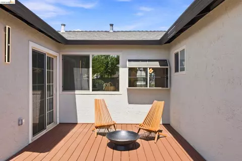 Exterior - 509 Junipero St, Pleasanton, CA 94566 photo 6 of 13