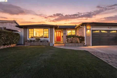Exterior - 509 Junipero St, Pleasanton, CA 94566 photo 2 of 13