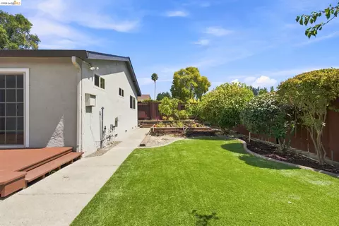 Exterior - 509 Junipero St, Pleasanton, CA 94566 photo 12 of 17