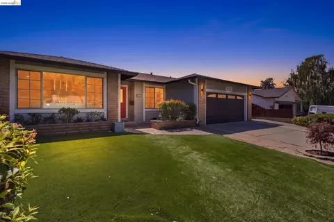 Exterior - 509 Junipero St, Pleasanton, CA 94566 photo 5 of 17