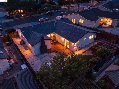 View/Area - 509 Junipero St, Pleasanton, CA 94566 photo 7 of 9