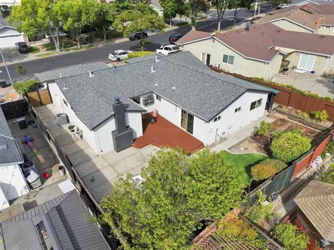View/Area - 509 Junipero St, Pleasanton, CA 94566 photo 6 of 9