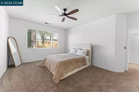 Bedroom - 563 Silver Saddle Dr, Pittsburg, CA 94565 photo 7 of 8