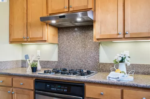 Kitchen - 6010 Hillbrook Pl, Dublin, CA 94568 photo 1 of 2