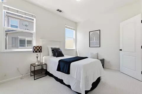 Bedroom - 6010 Hillbrook Pl, Dublin, CA 94568 photo 9 of 9