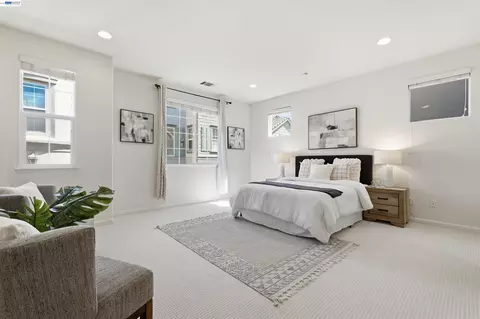 Bedroom - 6010 Hillbrook Pl, Dublin, CA 94568 photo 1 of 9