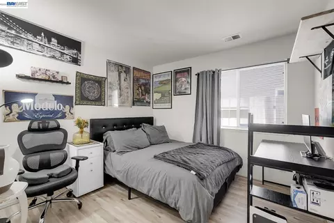 Bedroom - 1324 Riverette Dr, Modesto, CA 95351 photo 1 of 3