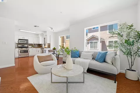 Living - 4551 Mangrove Dr #18, Dublin, CA 94568 photo 6 of 6