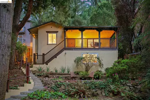 6729 Thornhill Dr, Oakland, CA 94611