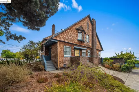 Exterior - 2000 Clinton Ave, Alameda, CA 94501 photo 5 of 6