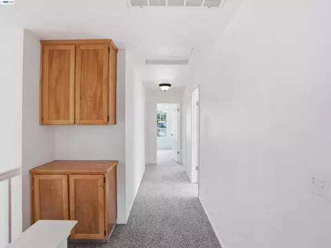 Entry Way - 2356 Yorkshire Dr, Antioch, CA 94531 photo 2 of 4