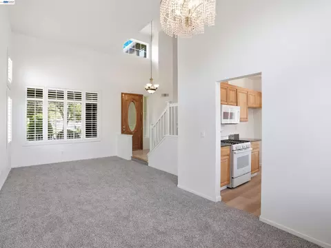 Living - 2356 Yorkshire Dr, Antioch, CA 94531 photo 2 of 7
