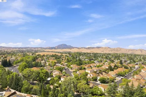 View/Area - 2356 Yorkshire Dr, Antioch, CA 94531 photo 2 of 2