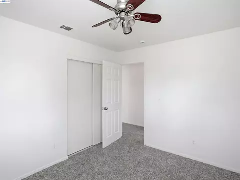 Bedroom - 2356 Yorkshire Dr, Antioch, CA 94531 photo 2 of 4
