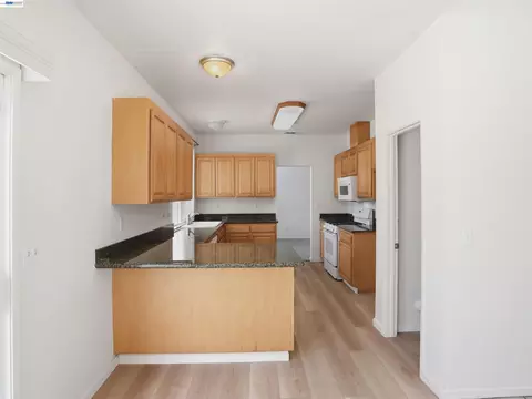Kitchen - 2356 Yorkshire Dr, Antioch, CA 94531 photo 1 of 3