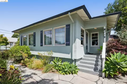 1701 Derby St, Berkeley, CA 94703