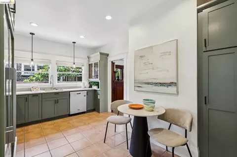 Kitchen - 1701 Derby St, Berkeley, CA 94703 photo 4 of 4