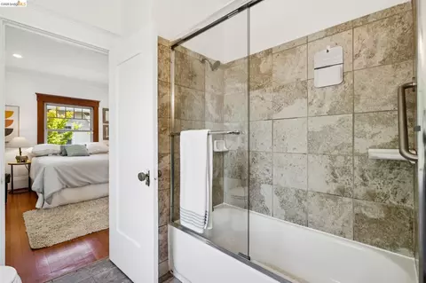 Bath - 1701 Derby St, Berkeley, CA 94703 photo 3 of 3